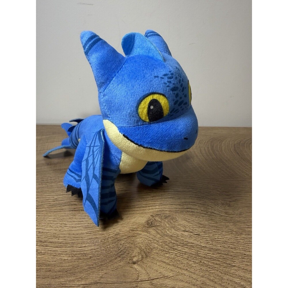 DreamWorks Blue Winger Dragon Rescue Riders 9x6 Inch - Picture 2 of 8